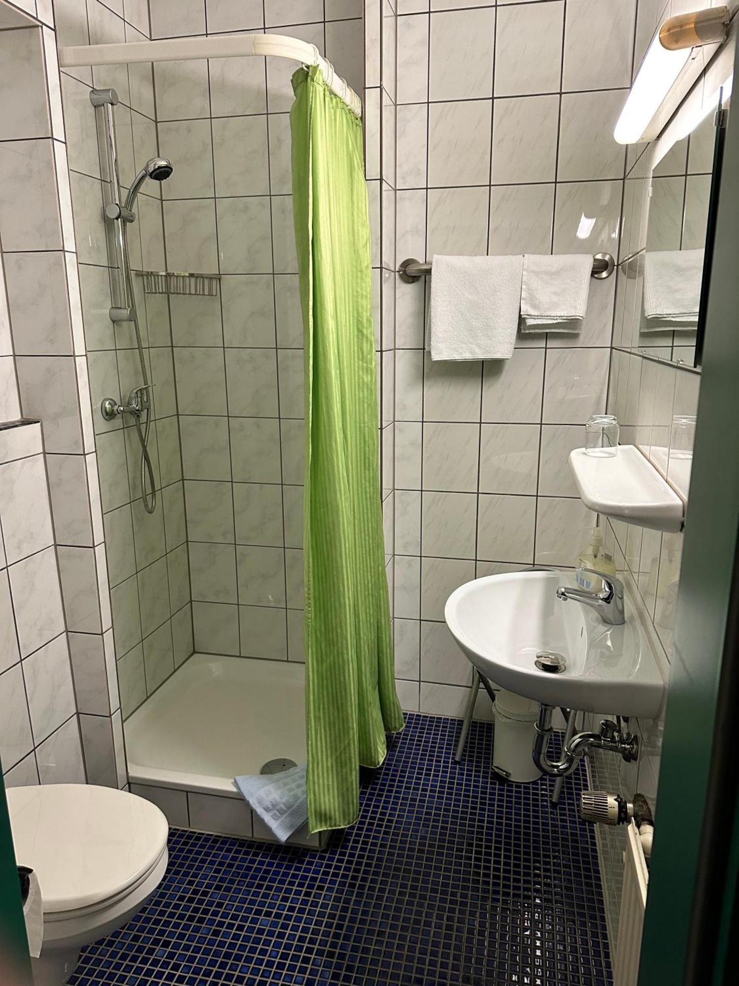Hotel Haus Pegasus Garbsen Zimmer foto